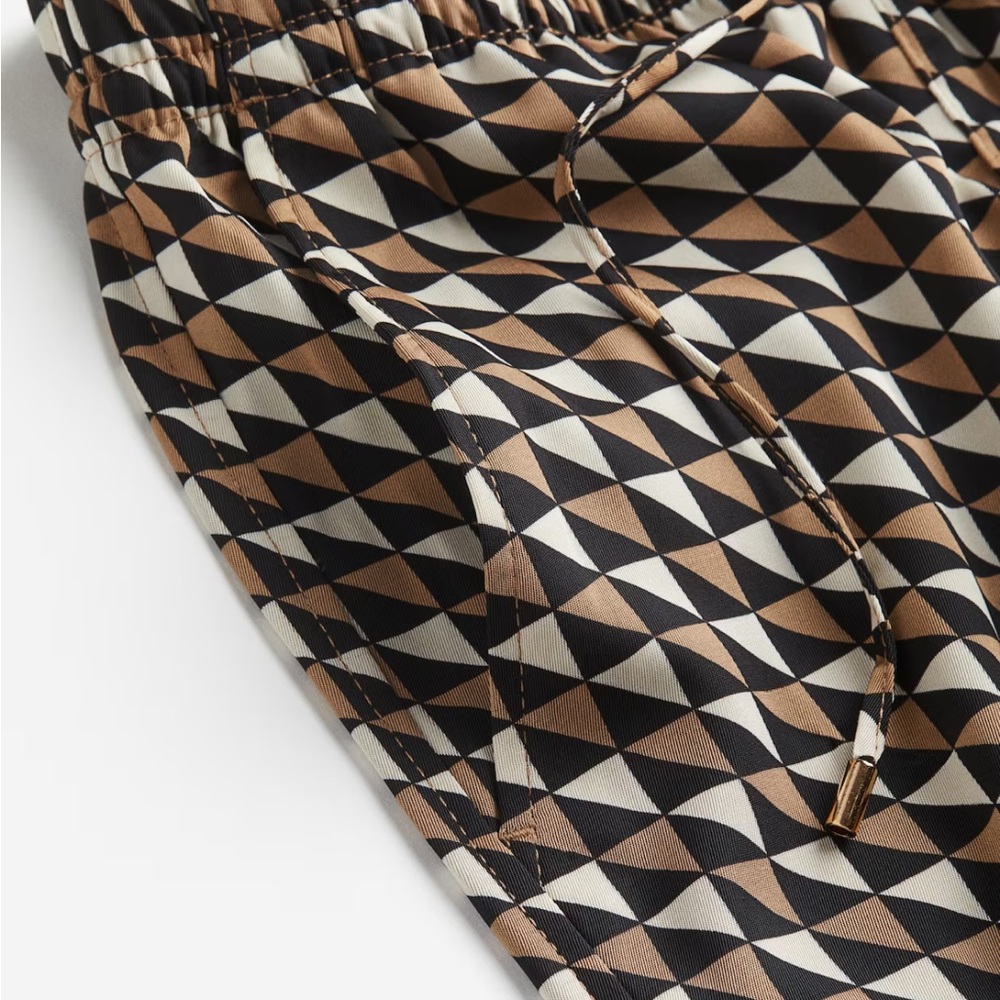 Geometric Patterned H&M set - Picture 5 of 9
